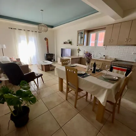 Apartman Efi's Pérama