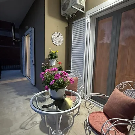 Efi's Apartment Perama (Corfu)